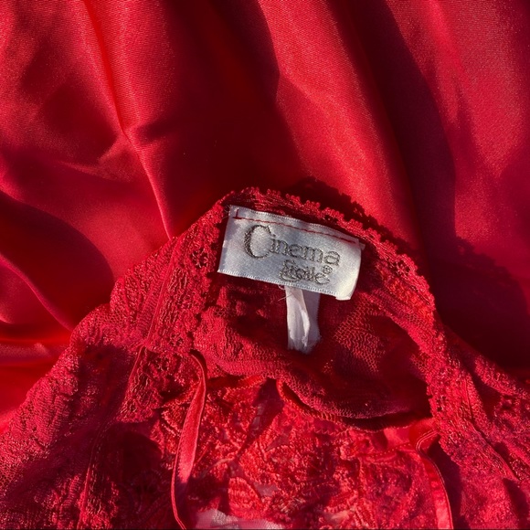 Red Satin Babydoll🍒 - Picture 3 of 4